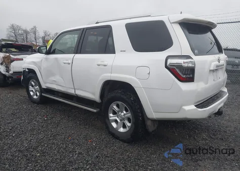 2015 Toyota 4Runner Sr5 z USA, uszkodzony, nr VIN JTEBU5JR7F5259342